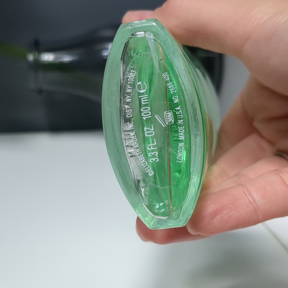 Elizabeth Arden lotus - Picture 3 of 3